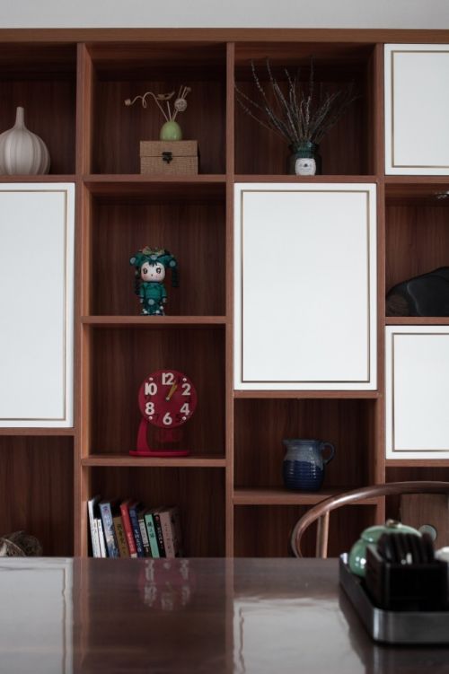 红色厨房书柜装修效果图简单的设计，打造梦想之家！
