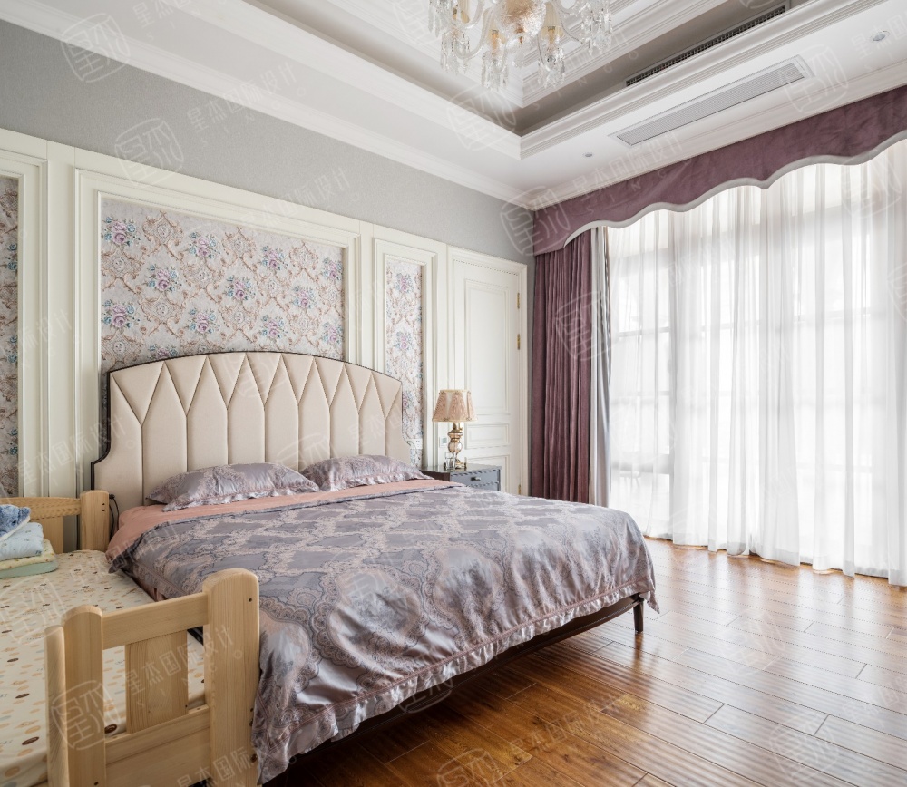 绿城蓝庭法式古典别墅设计卧室窗帘2图欧式豪华卧室设计图片赏析