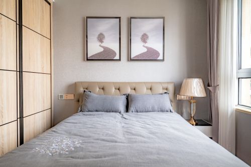 卧室窗帘4装修效果图简单且有质感的家庭空间