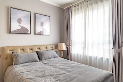 卧室窗帘5装修效果图简单且有质感的家庭空间
