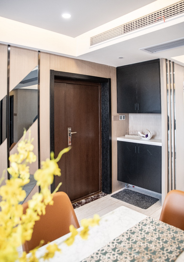 客厅门5装修效果图简单且有质感的家庭空间现代简约客厅设计图片赏析