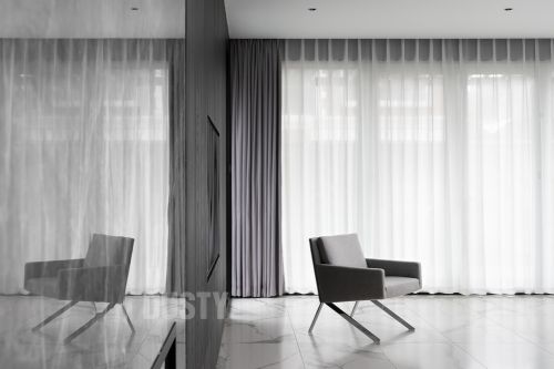 沙发装修效果图820㎡现代极简，纯粹的空间501-1000m²别墅豪宅现代简约家装装修案例效果图