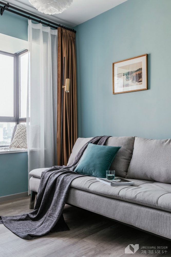 卧室窗帘1装修效果图打通2套小公寓，获得舒适的生活北欧极简卧室设计图片赏析