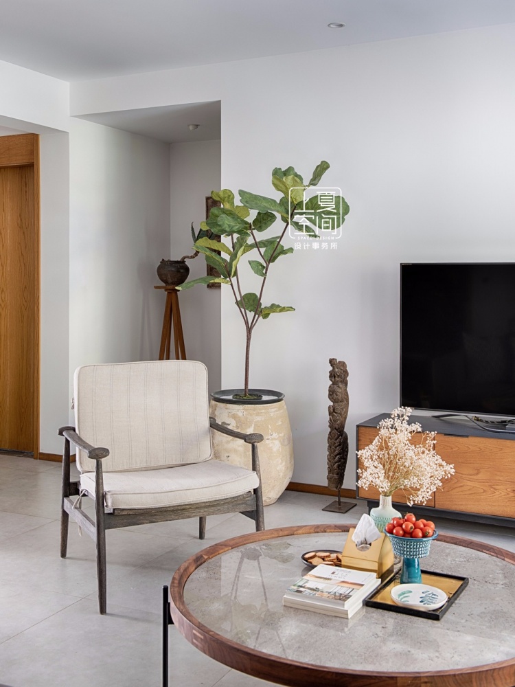 客厅茶几5装修效果图上夏空间设计自然主义住宅一半是现代简约客厅设计图片赏析
