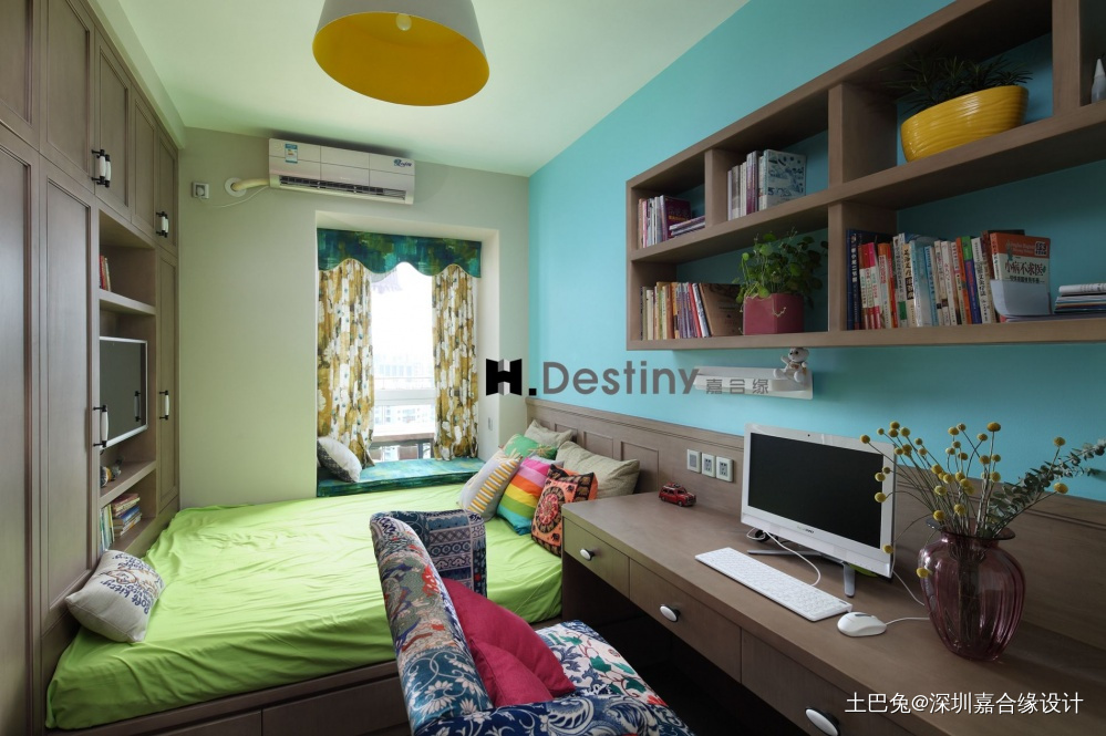 色彩空间的个性之家现代简约卧室设计图片赏析