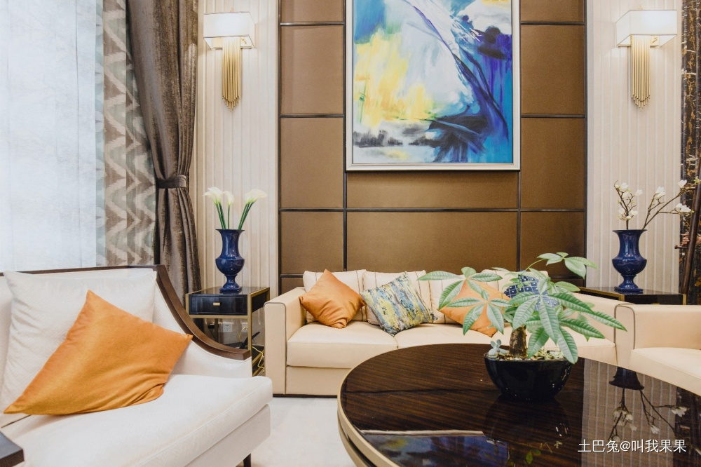 唯米设计现代轻奢别墅现代简约客厅设计图片赏析