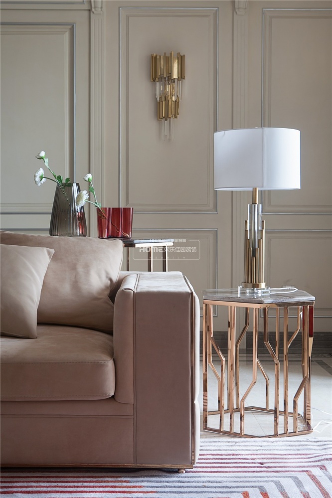 客厅沙发1装修效果图280大平层，优雅法式一点红欧式豪华客厅设计图片赏析