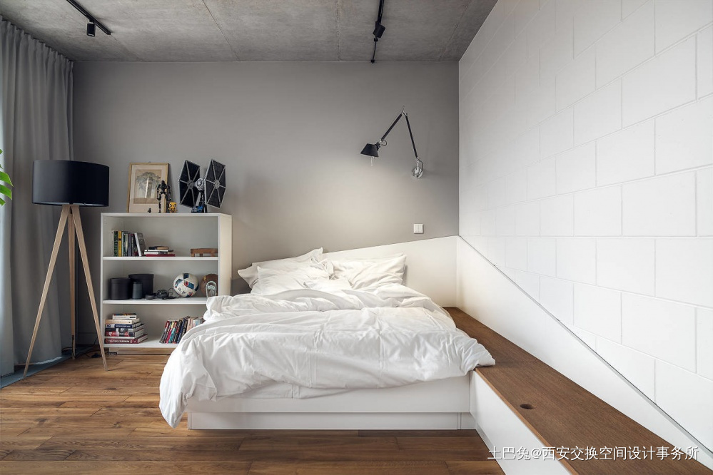波兰工业风顶层公寓新中式卧室设计图片赏析