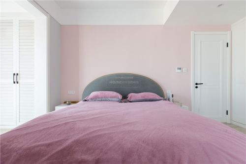 卧室衣柜2装修效果图80平粉色时空，完爆你的少女心