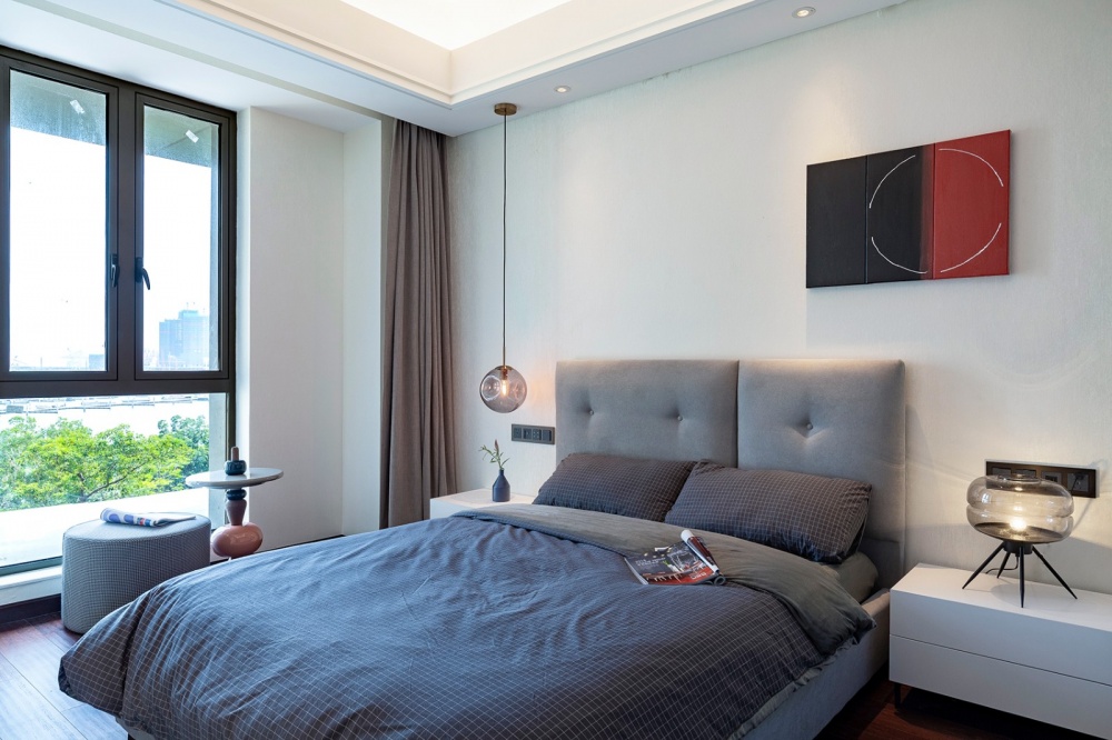 卧室床装修效果图三面环海无敌海景日租7k的室内现代简约卧室设计图片赏析