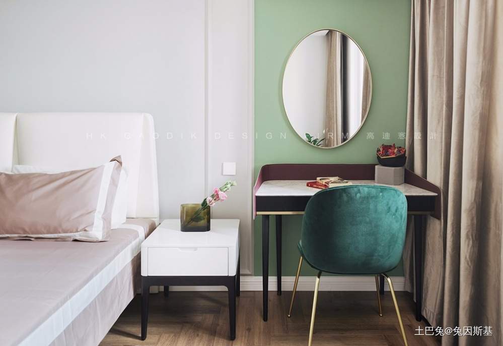 高迪愙新作玻璃晴朗橘子辉煌混搭卧室设计图片赏析