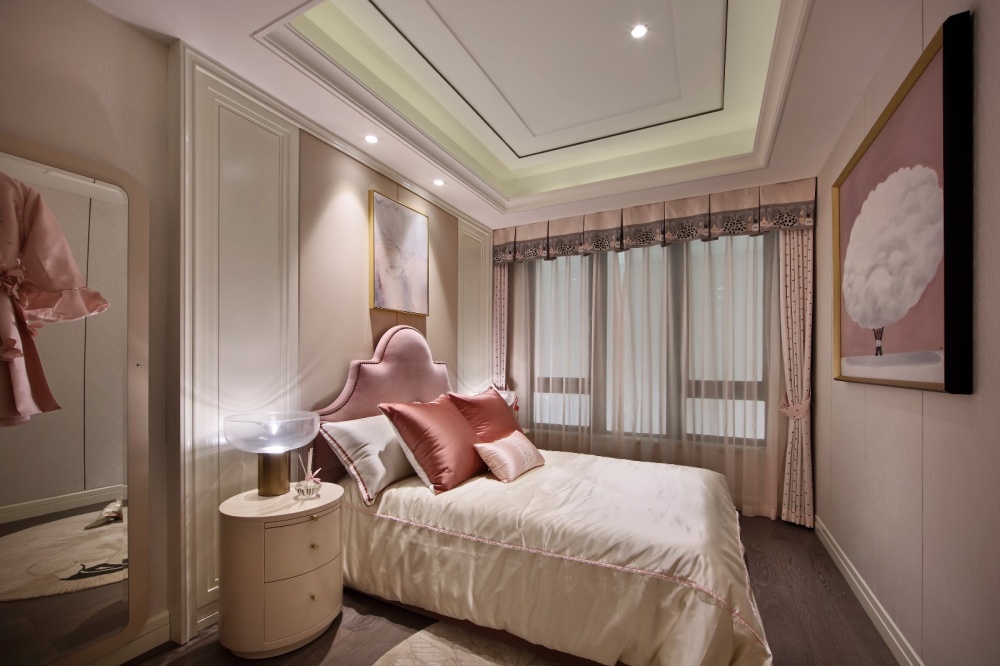 卧室窗帘10装修效果图点石亚洲摩登港风，经典精致混搭卧室设计图片赏析