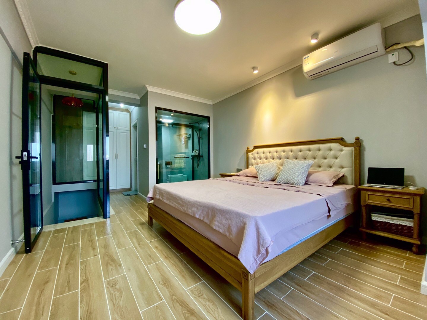 卧室床装修效果图60平方单身复式公寓设计北欧极简卧室设计图片赏析