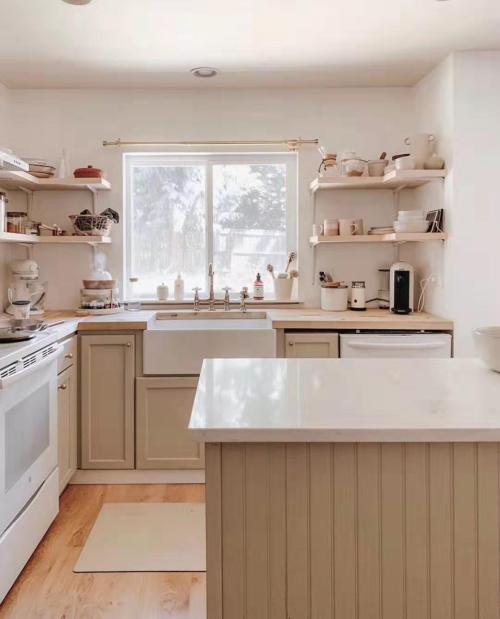 现代简约116㎡二居厨房装修图片