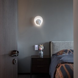 小卧室壁灯具效果图